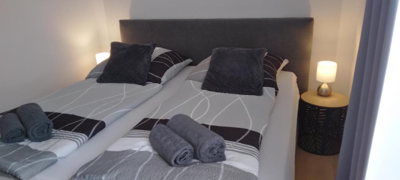 Ferienwohnung Mit Balkon Schwandorf Bagian luar foto
